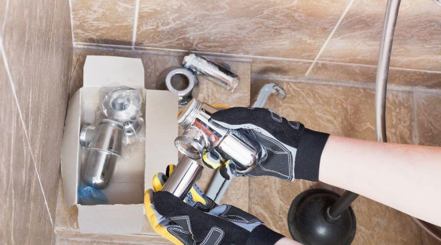 Expert Emergency Roof Repairs services in Holladay, TN